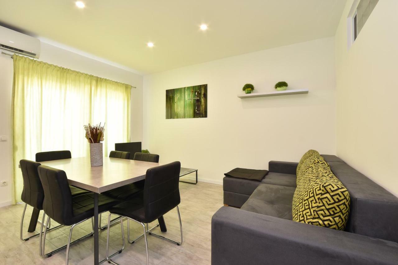 Apartmani Iva&Ante Dugi Rat Exterior foto